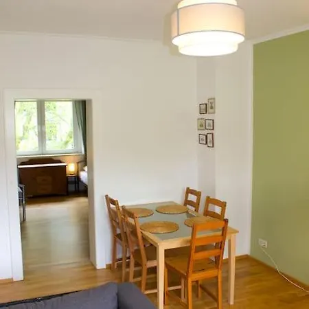 Helle Im Norden Leipzigs * Λειψία